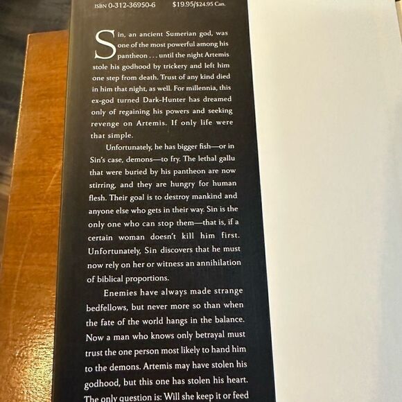 Bad Moon Rising: Book 17 A Dark-Hunter Novel by Kenyon, Sherrilyn - Picture 4 of 9